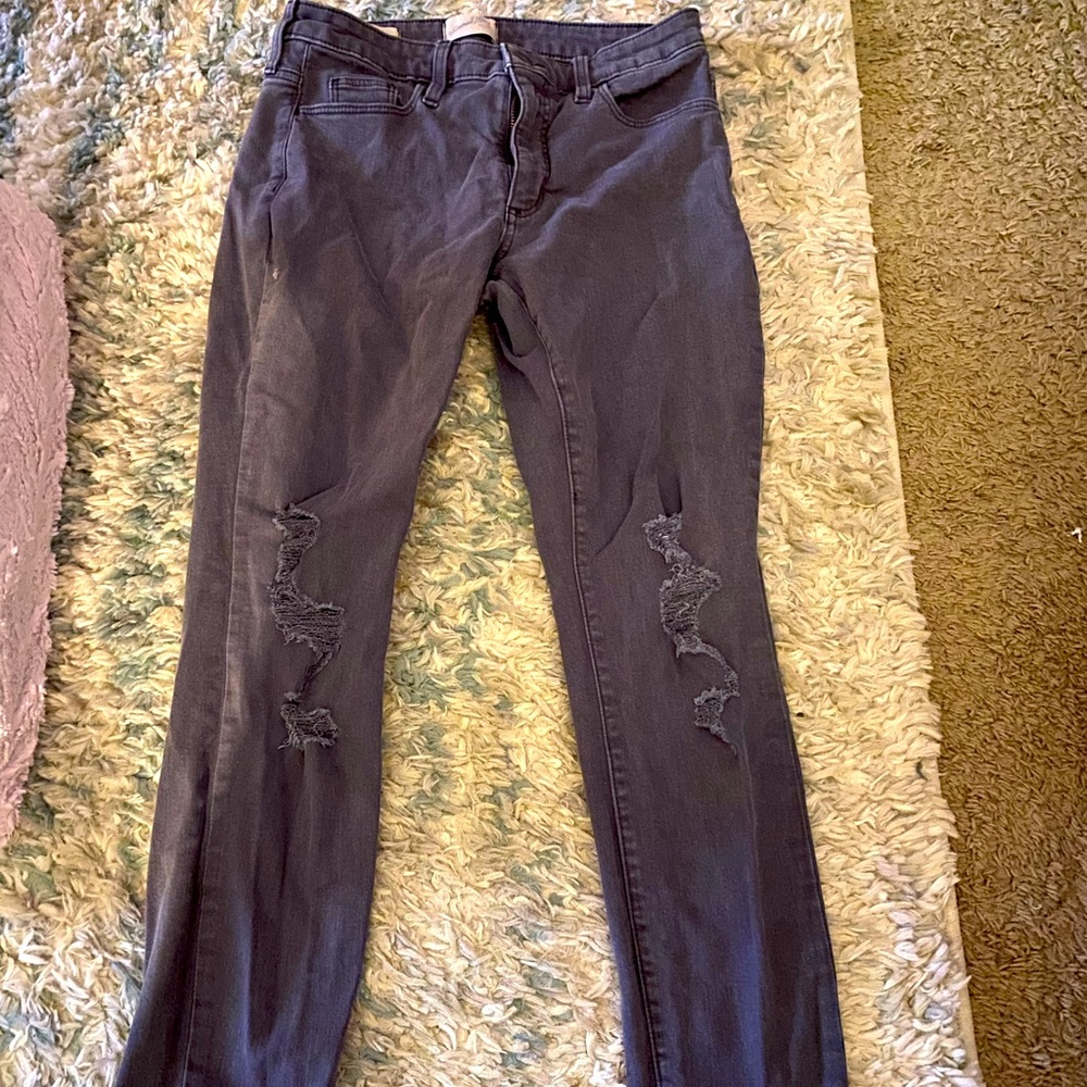 Junior girls gray ripped jeans